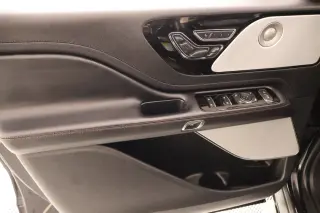 Lincoln Aviator 2022 AWD Reserve 4dr SUV