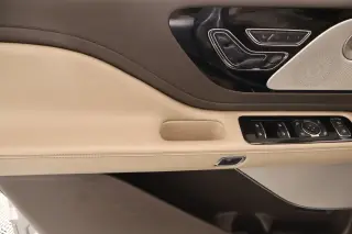 Lincoln Aviator 2022 AWD Reserve 4dr SUV