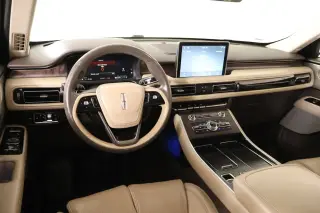 Lincoln Aviator 2022 AWD Reserve 4dr SUV