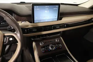 Lincoln Aviator 2022 AWD Reserve 4dr SUV