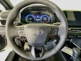 Toyota Camry 2026 SE 4dr Sedan