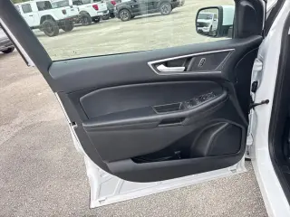 Ford Edge 2023 AWD SEL 4dr Crossover