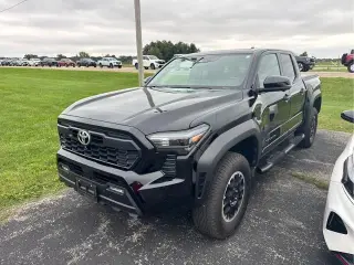 Toyota Tacoma 2024 4x4 Limited 4p Cab Doble Puerta 5.0 ft SB