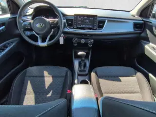 Kia Rio 5-Puerta 2019 S 4p Vagón