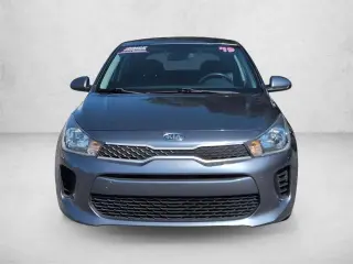 Kia Rio 5-Puerta 2019 S 4p Vagón