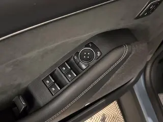Ford Mustang Mach-E 2023 AWD GT 4dr SUV
