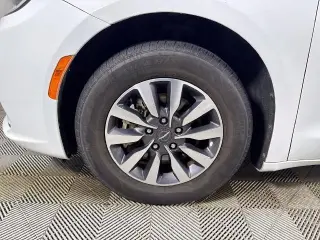 Chrysler Pacifica 2021 Touring L 4dr Mini-Van