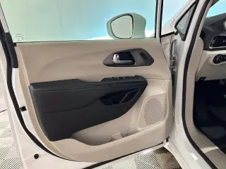 Chrysler Pacifica 2021 Touring L 4dr Mini-Van