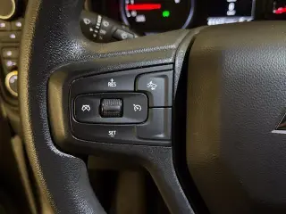 Chevrolet Silverado 2500HD 2024 4x4 Custom 4dr Crew Cab LB