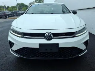 Volkswagen Jetta 2025 Sport 4p Sedan