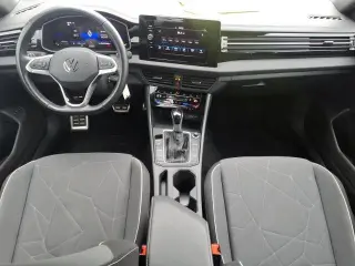 Volkswagen Jetta 2025 Sport 4p Sedan