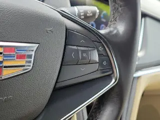 Cadillac XT5 2019 4dr SUV