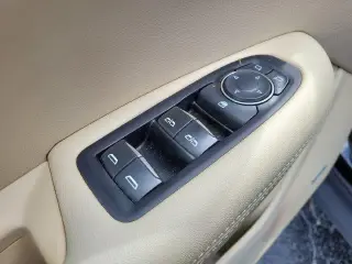 Cadillac XT5 2019 4dr SUV