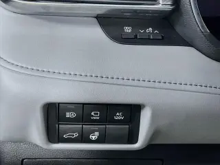 Toyota Highlander Hybrid 2023 AWD Platinum 4p SUV