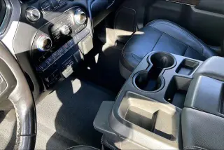 GMC Sierra 1500 2019 4x4 SLT 4p. Cabina de Tripulación 5.8 ft. SB