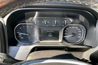 GMC Sierra 1500 2019 4x4 SLT 4p. Cabina de Tripulación 5.8 ft. SB