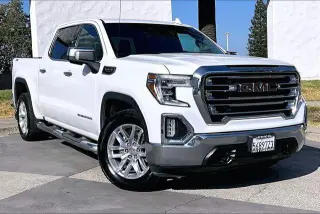 GMC Sierra 1500 2019 4x4 SLT 4p. Cabina de Tripulación 5.8 ft. SB