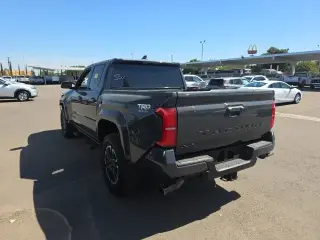 Toyota Tacoma 2025 4x4 TRD Sport 4p Puerta Doble Cabina 6.1 ft LB
