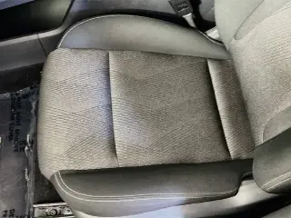 Nissan Rogue 2025 AWD SV 4dr Crossover