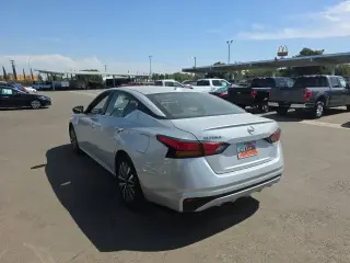 Nissan Altima 2025 2.5 SV 4dr Sedán