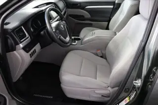 Toyota Highlander 2017 AWD LE 4dr SUV