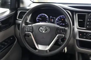 Toyota Highlander 2017 AWD LE 4dr SUV