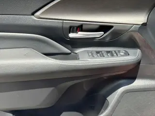 Toyota Grand Highlander Hybrid 2024 XLE 4dr SUV