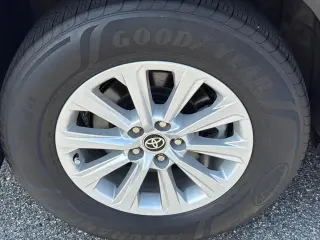 Toyota Grand Highlander Hybrid 2024 XLE 4dr SUV