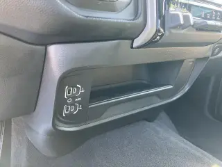 Ram 2500 2026 4x4 Big Horn Cabina Doble de 4 puertas y batea de 6.3 pies