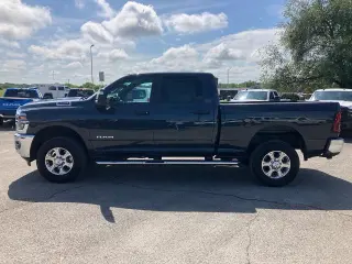 Ram 2500 2026 4x4 Big Horn Cabina Doble de 4 puertas y batea de 6.3 pies