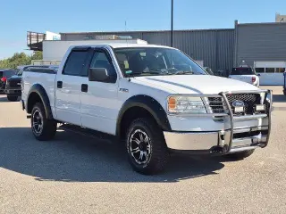 Ford F-150 2006 XLT 4dr SuperCrew 4WD Estilo lateral 5.5 ft. SB