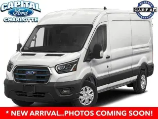 Ford E-Transit 2023 350 3dr SWB Techo Medio Furgón de Carga