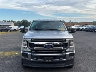 Ford F-250 Super Duty 2020 4x4 XLT 4dr Crew Cab 6.8 ft. SB Camión de carga