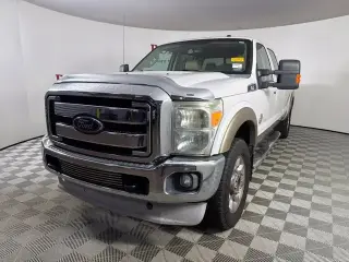 Ford F-250 Super Duty 2012 4x4 Lariat 4dr Crew Cab 6.8 ft. CB Camión de carga