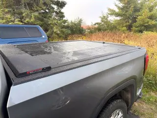 GMC Sierra 1500 2021 4x4 Denali 4p. Cabina de tripulación 5.8 ft. CB