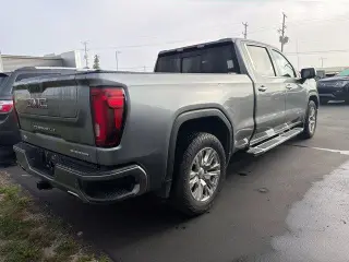 GMC Sierra 1500 2021 4x4 Denali 4p. Cabina de tripulación 5.8 ft. CB