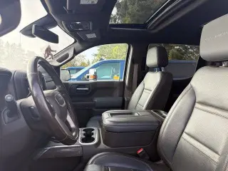 GMC Sierra 1500 2021 4x4 Denali 4p. Cabina de tripulación 5.8 ft. CB