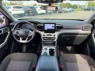 Ford Explorer 2024 AWD XLT 4dr SUV