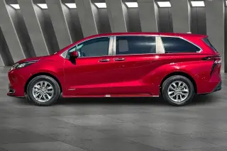 Toyota Sienna 2021 XLE 7-Pasajeros 4p Mini-Van