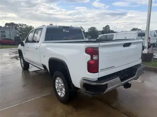 Chevrolet Silverado 2500HD 2024 4x4 LT 4p Crew Cab SB