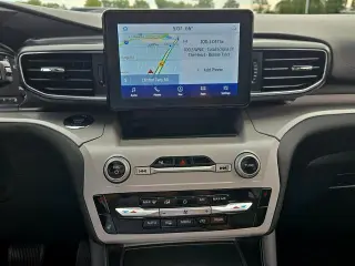 Ford Explorer 2023 AWD XLT 4dr SUV