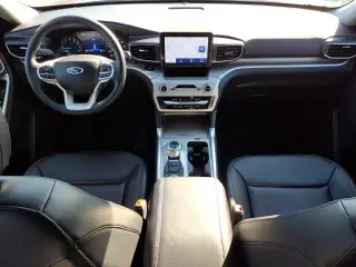 Ford Explorer 2023 4x4 XLT 4p SUV