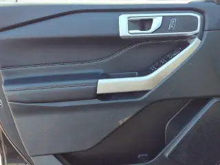 Ford Explorer 2023 4x4 XLT 4p SUV
