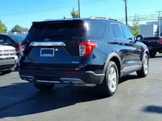 Ford Explorer 2023 4x4 XLT 4p SUV