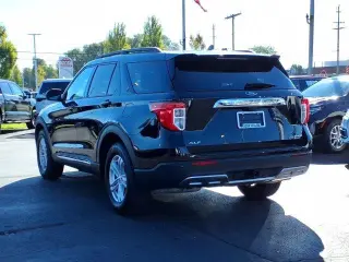 Ford Explorer 2023 4x4 XLT 4p SUV