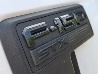 Ford F-150 2025 4x2 STX 4dr SuperCrew 5.5 ft. SB