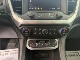 GMC Acadia 2023 SLE SUV 4p.