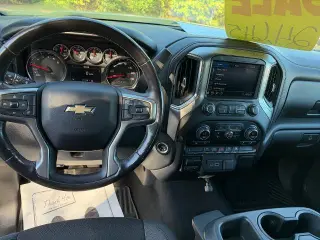 Chevrolet Silverado 1500 2019 4x4 LT 4p. Cabina Completa 5.8 ft. SB