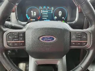 Ford F-150 2023 4x4 Lariat 4 puertas SuperCrew carrocería corta 5,5 pies
