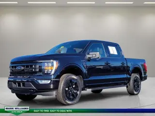 Ford F-150 2023 4x4 XLT 4p SuperCrew 5.5 ft. CB